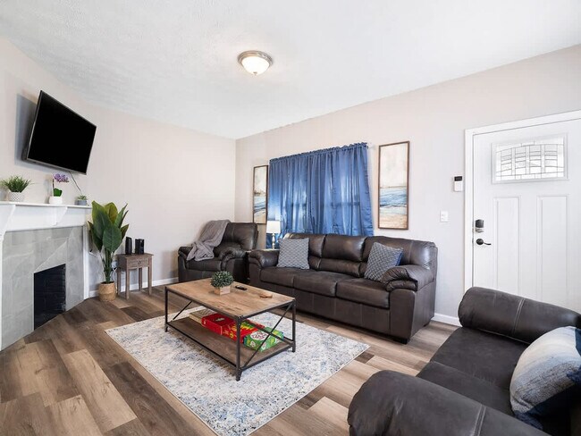 Photo - 1415 W 57th St Unit SI ID1496100P