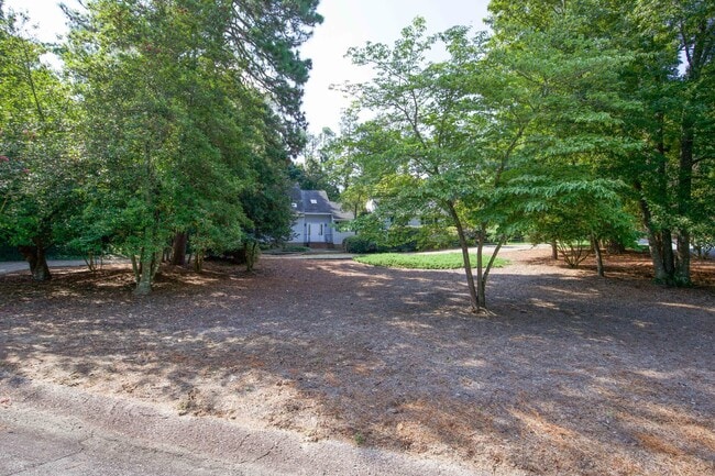 Photo - "3-Bedroom Home on Fox Hunt Lane in Southern Pines – Cozy Living Awaits!"
