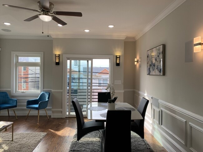 Photo - 586 Liberty Ave