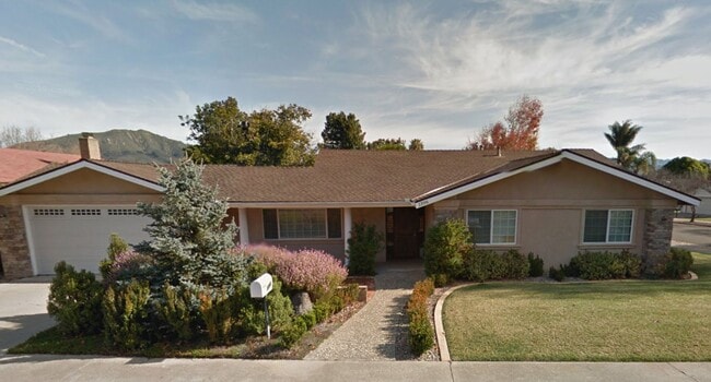 Building Photo - Beautiful 3-Bedroom, 2 bath home!