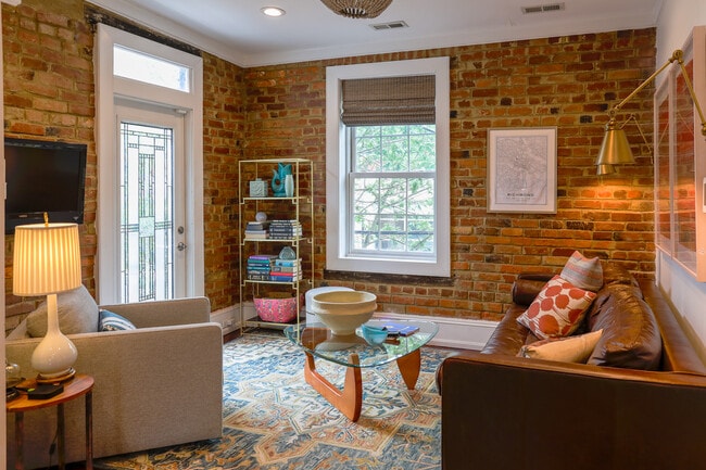 Photo - 416 N 3rd St Unidad 416