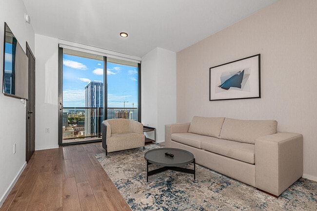 Photo - 398 NE 5th St Unidad 2418