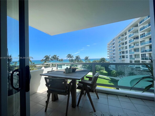 Photo - 5161 Collins Ave Condominio Unidad 516