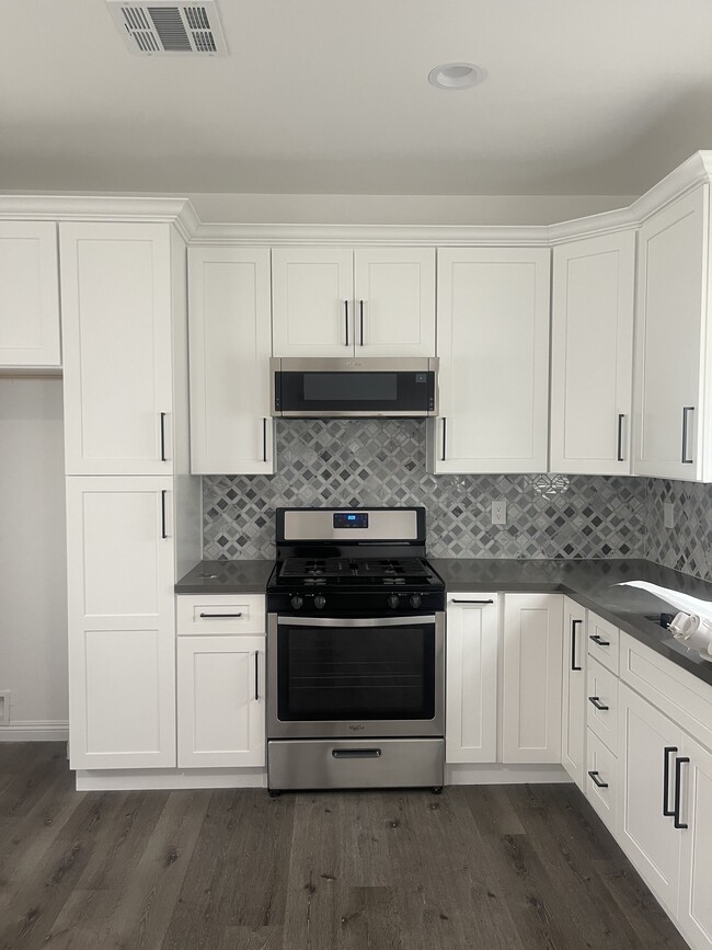 Photo - 10863 Nettleton St