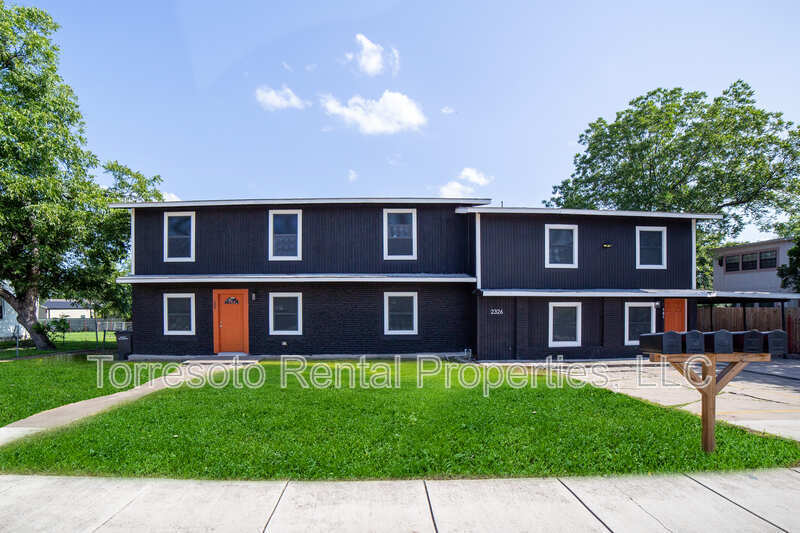 Photo - 2326 Cincinnati Ave