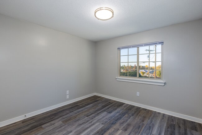 Oakwood Apartments