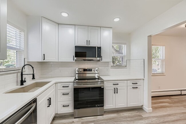 Building Photo - 3585 Arthur Ct Unit 1 Rental