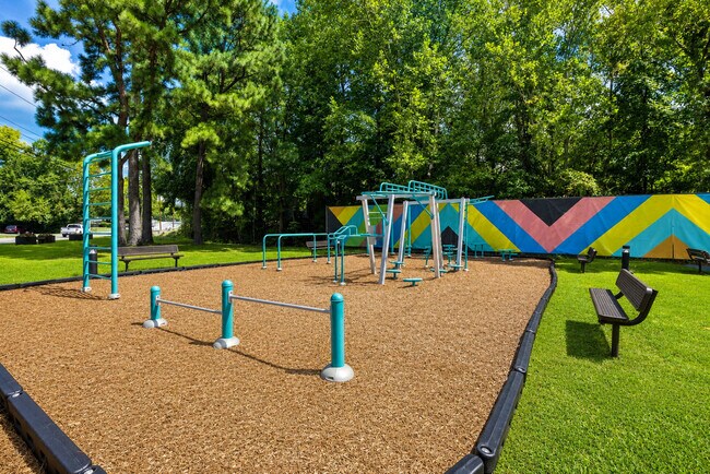 Collins Crossing Apartments