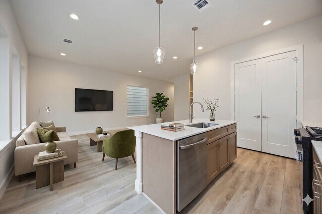 Photo - 6108 De Campo St