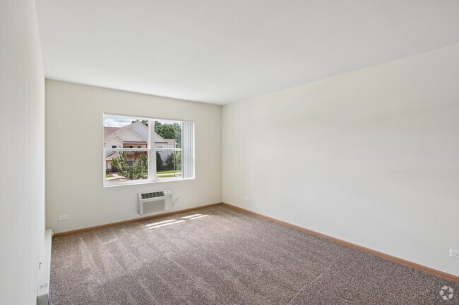 2BR, 2BA - 1,055SF - Primary Bedroom