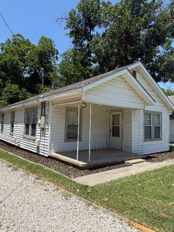 Building Photo - 511 N Bradshaw St Rental