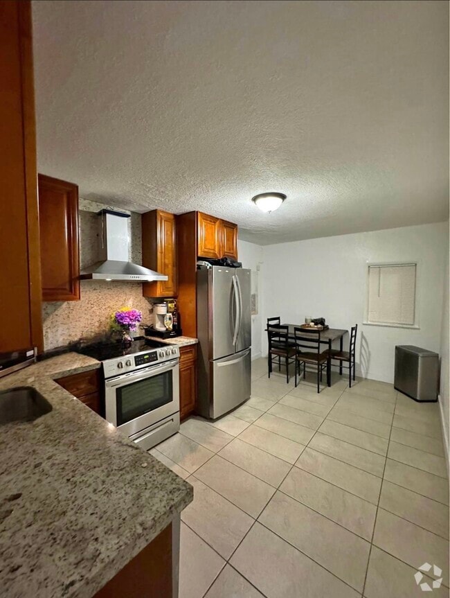 Building Photo - 11720 SW 184th St Rental