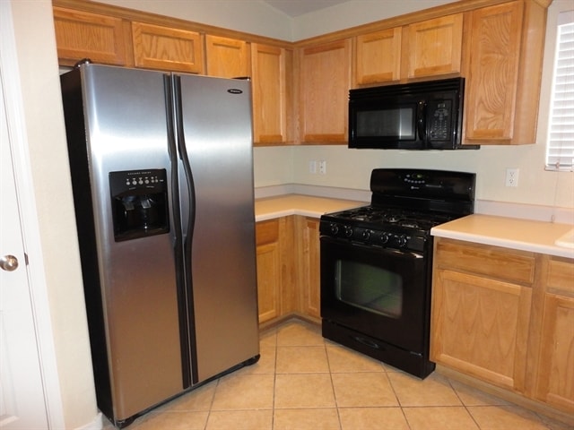 Photo - 529 Sunny Meadows Dr NE