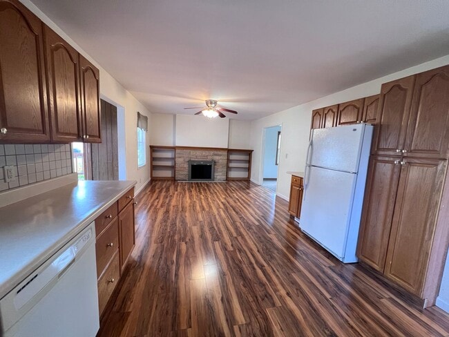 Photo - 5 Bedroom home on the NE side of Grand Rapids