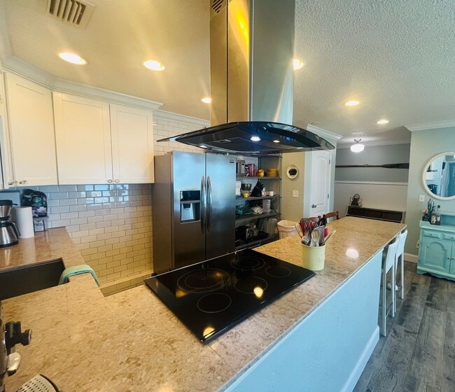 Photo - Beautiful Condo with Ocean Views Unit 201