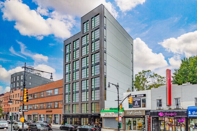 Photo - 1425 Fulton St