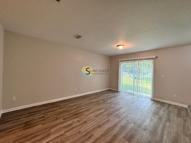 7810 Hammond Blvd