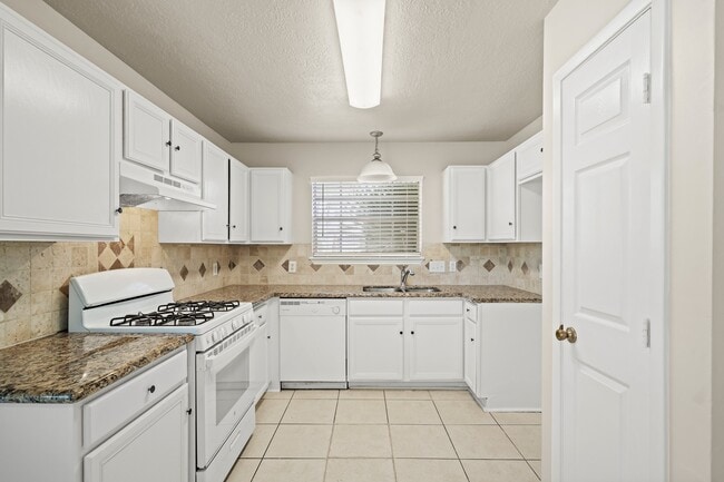 Photo - 12602 Folkcrest Way