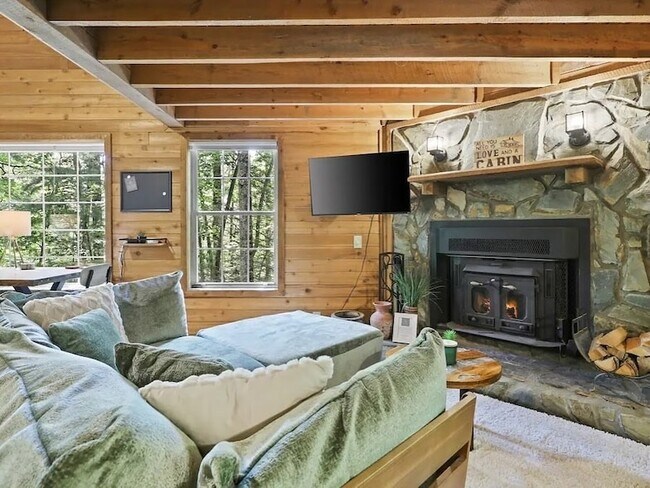 Photo - 166 Nantahala Pass Rd