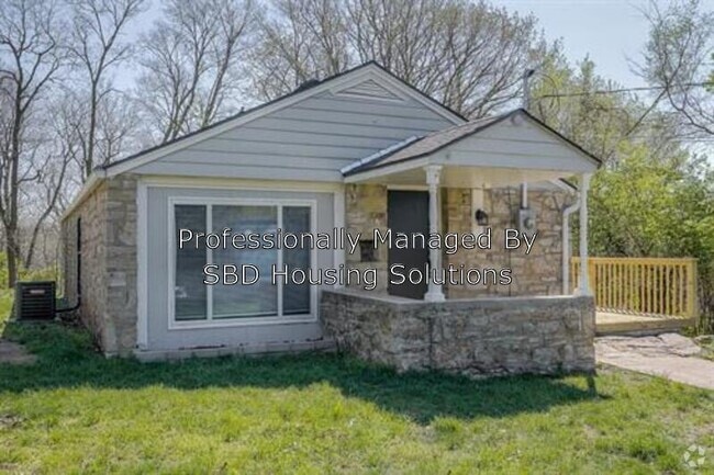 Building Photo - 815 S Main Rd Rental