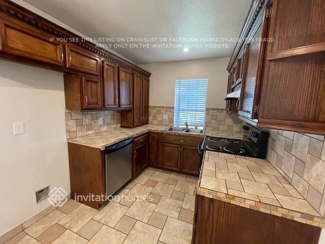 Photo - 5153 Thomasino Way