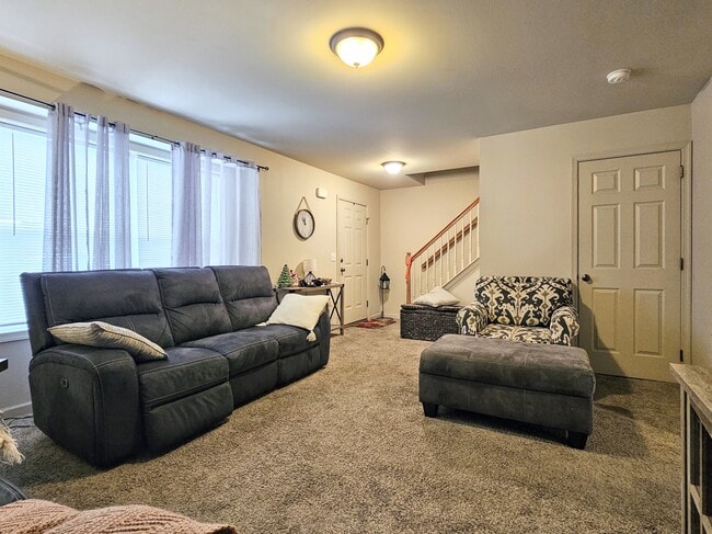 Photo - 29 Christy Ct