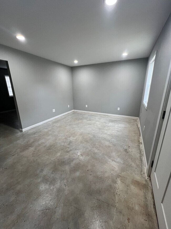 Photo - 109 Evergreen