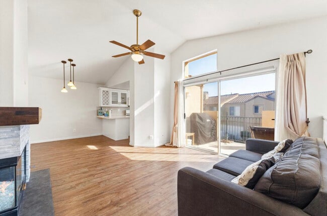 Photo - 35 Fleurance St Unit 35