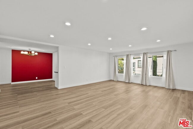 Photo - 3663 Los Feliz Blvd Unidad 4