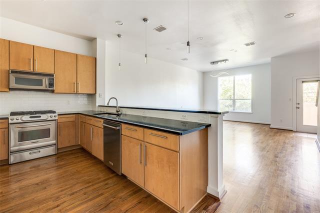 Photo - 3800 Holland Ave