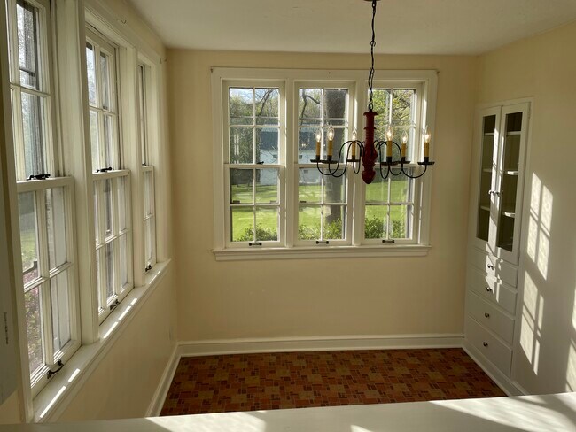 Photo - 2118 Jewett Rd House