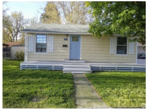 Building Photo - 2914 Woodlawn Avenue Rental