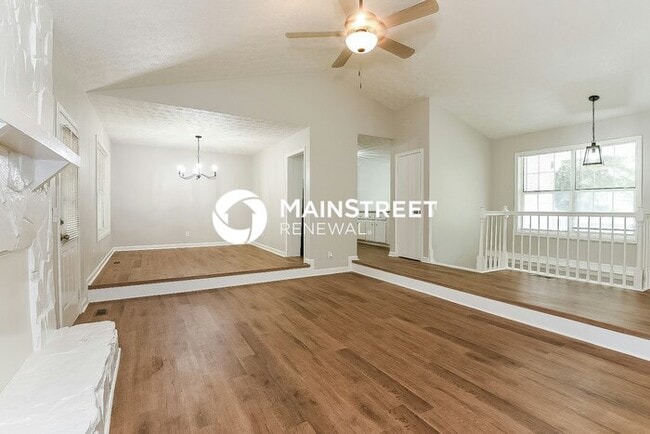 Photo - 4 Bedroom Pet-Friendly Home in Marietta, GA with Main Street Renewal