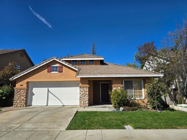 38806 Litchfield Cir