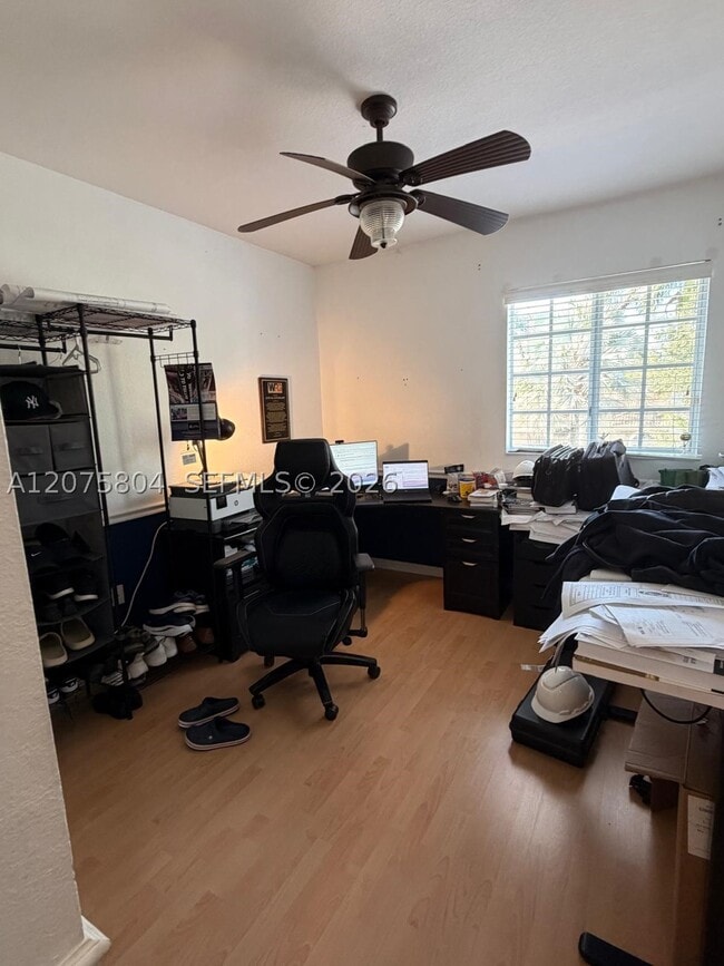 Photo - 1870 SE 19th St