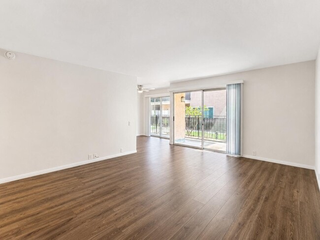Photo - 400 N Sunrise Way Unit 150