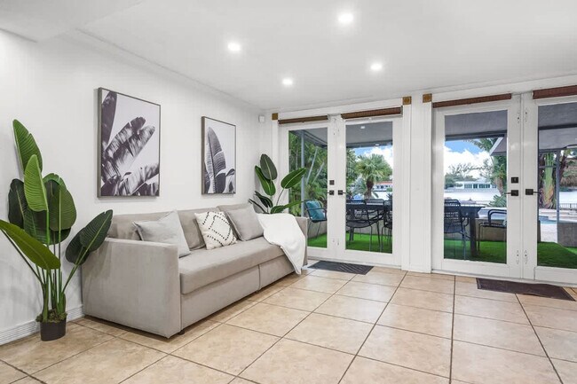 Photo - 19720 NE 26th Ave Unit ID1372324P