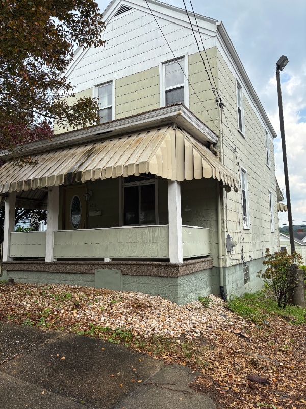 Building Photo - 106 N 5th St Rental