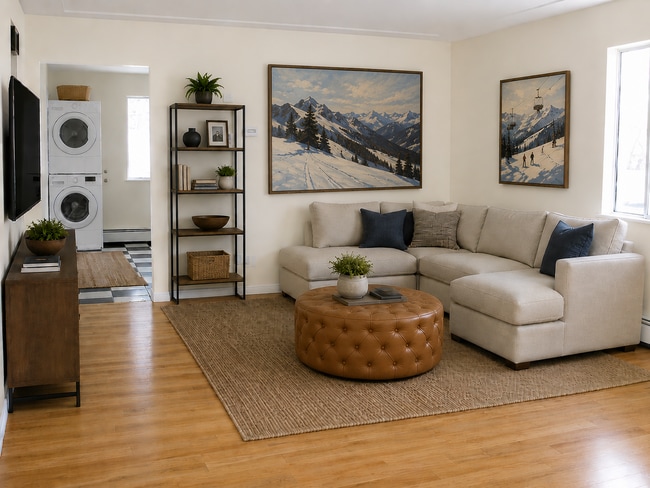 Building Photo - Bright & Spacious 2-Bedroom Residence Across from Berkeley Park Unit 4730