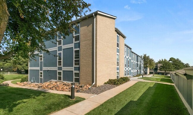 Photo - Spacious Centennial Condo
