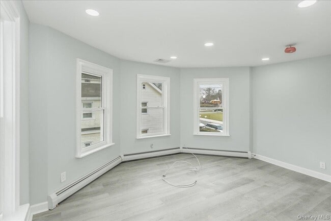 Photo - 75 Anstice St