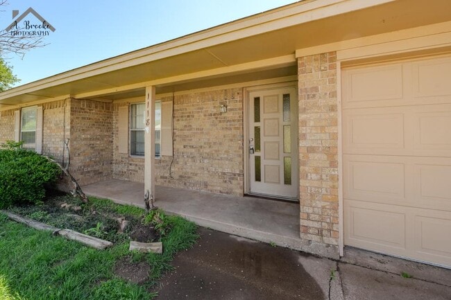 Photo - 1118 Crescent Ln