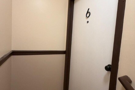 Westerlea Hallway - Deerfield Westerlea Apartments