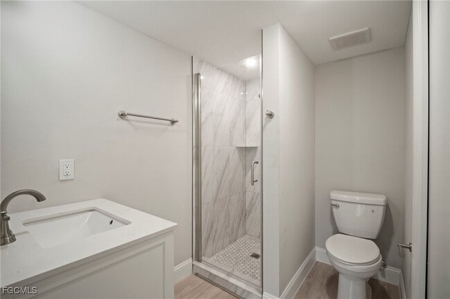 Building Photo - 16380 Dublin Cir Unit 101