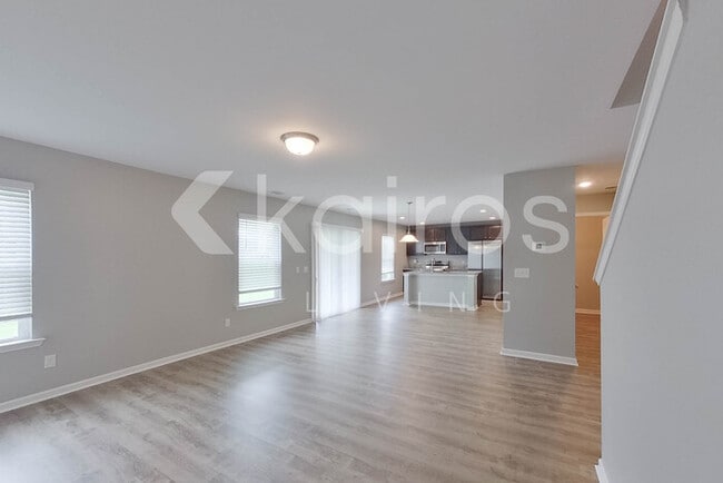 Photo - 109 St Matthew Wy