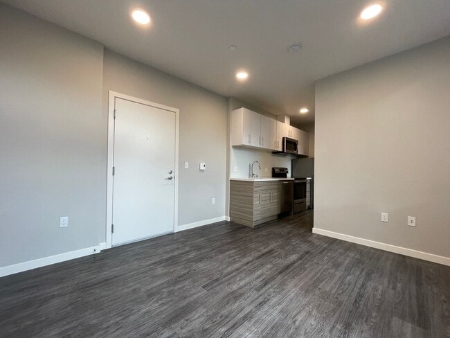 Photo - Sylvan Court