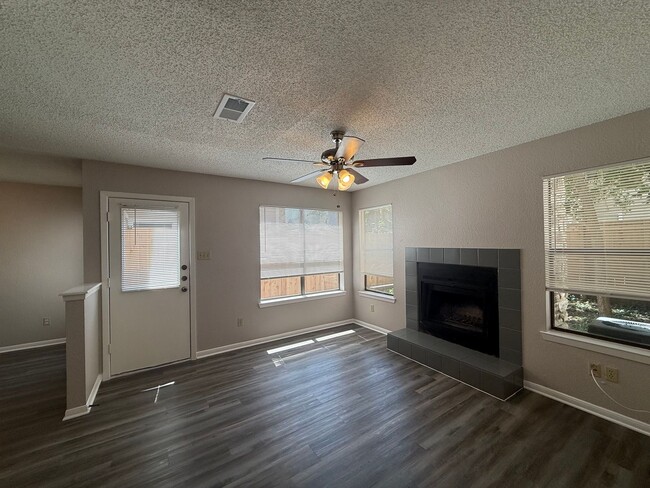 Photo - 12312 Abney Dr Unit B
