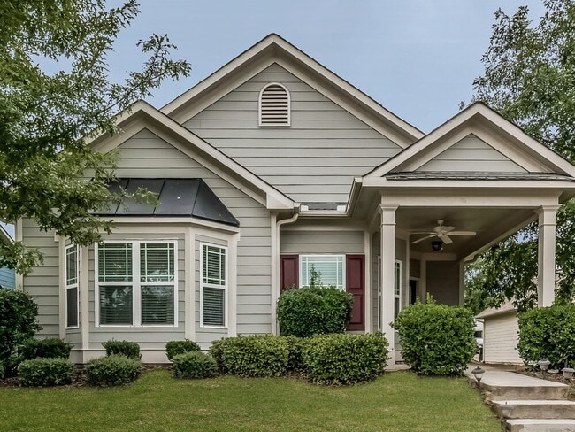 Building Photo - 92 Majestic Dr