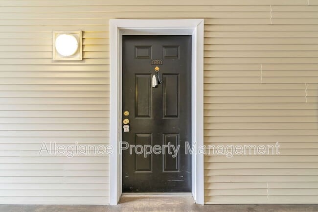 Photo - 4560 Strutfield Ln