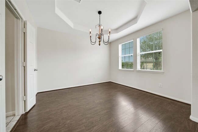 Photo - 3319 Fairmont Hills Ln